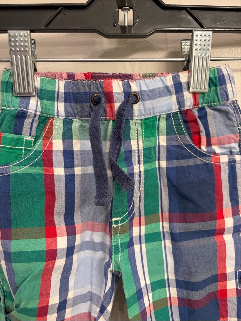 Baby Boden Multicolor Plaid Drawstring Shorts - Green, Blue, Red boys 3-6 months - Picture 4 of 9